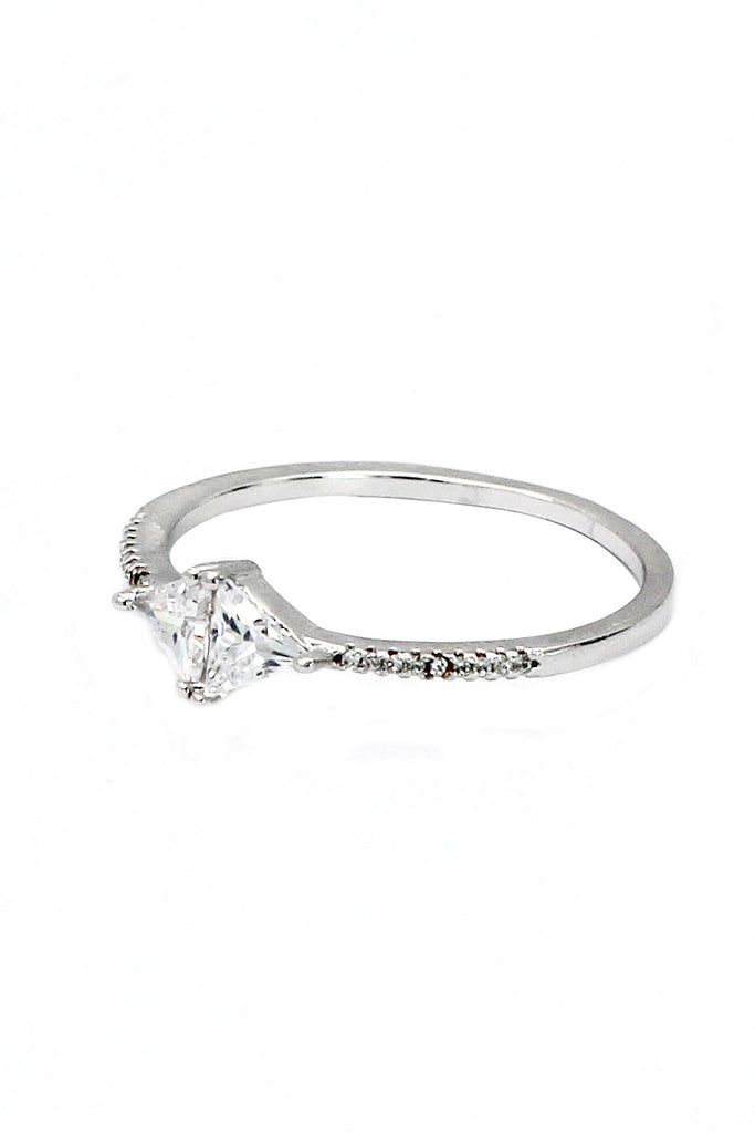 fashion simple silver crystal ring