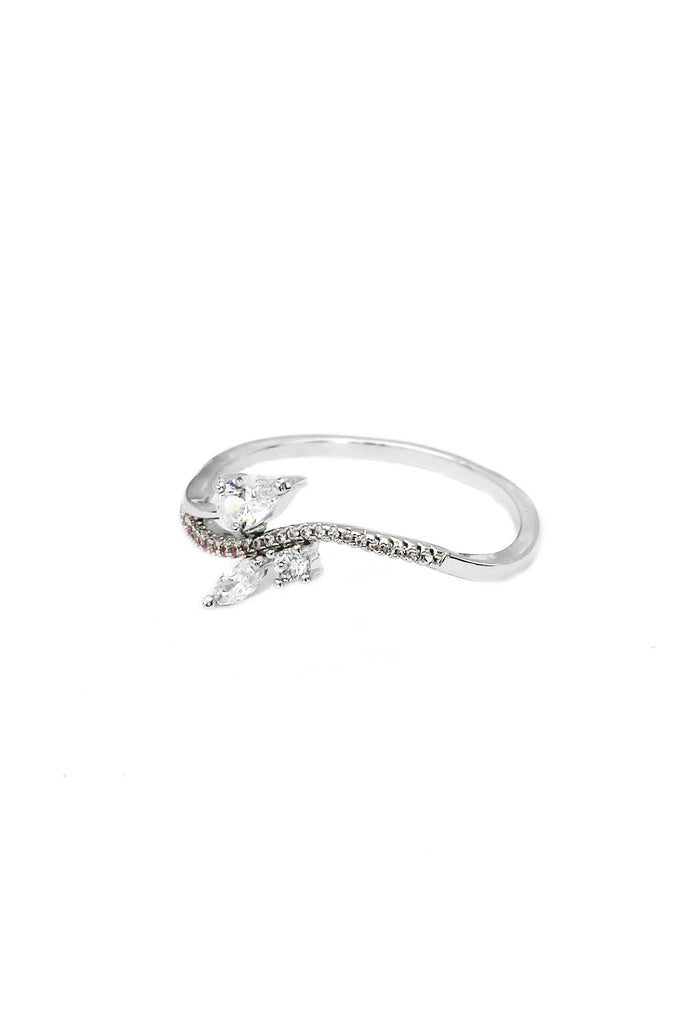 fashion silver elegant crystal ring