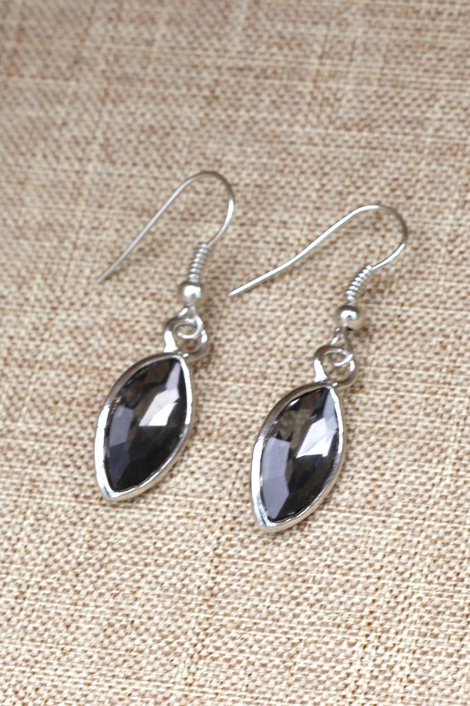 temperament compact crystal earrings