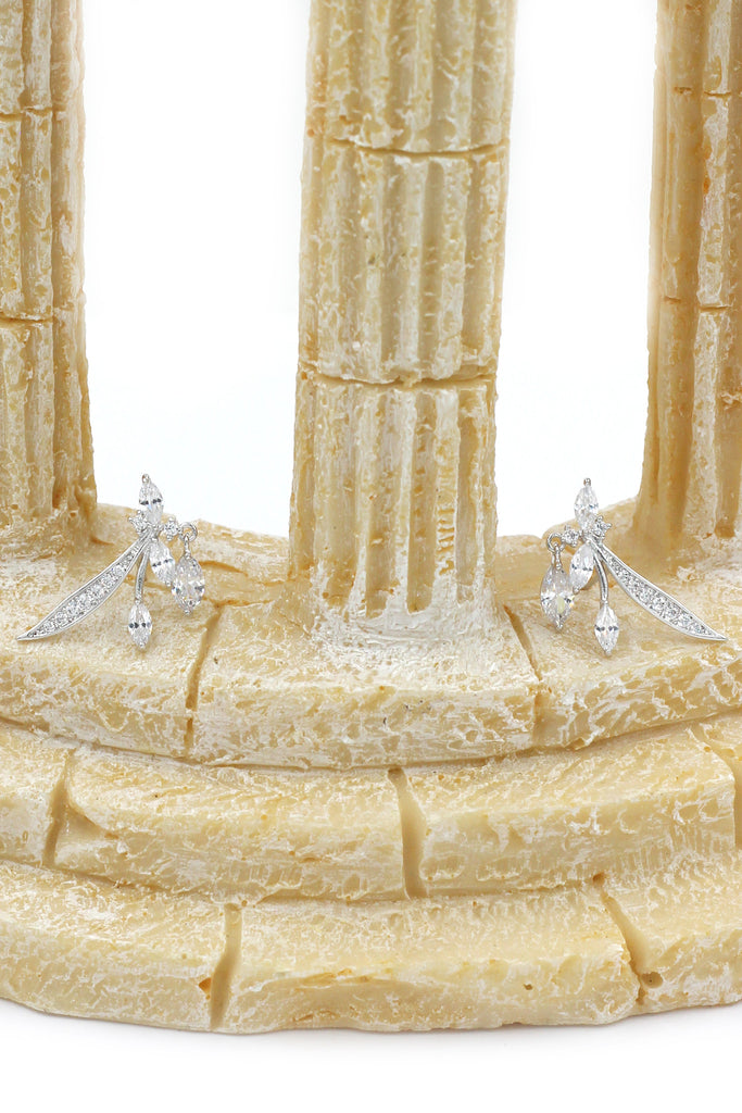 lovely little crystal dragonfly earrings