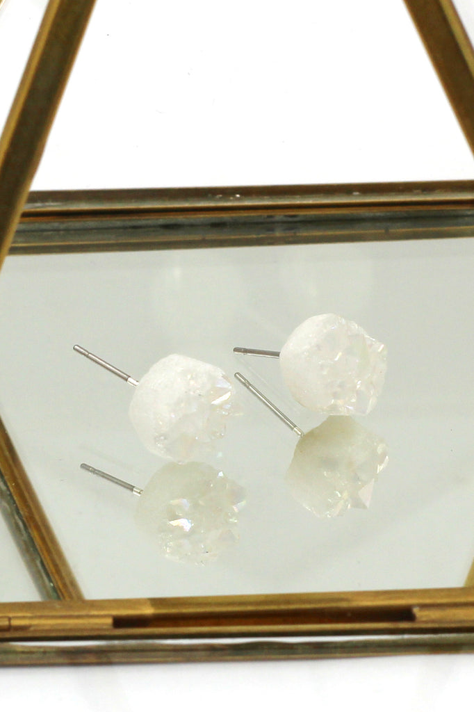 simple gradual change color crystal earrings