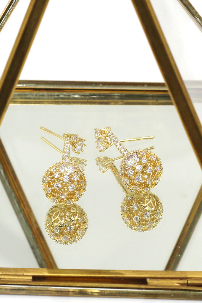 small crystal bolus pendant earrings