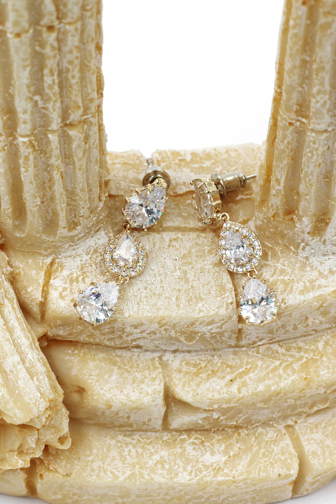 shining pendant crystal earrings