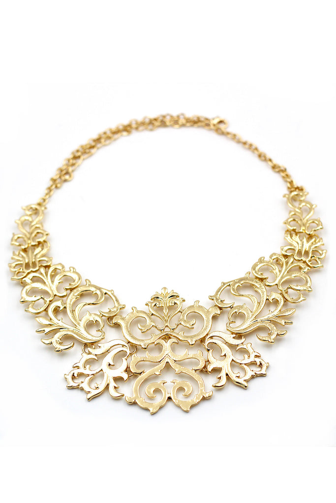 Noble golden hollow out the necklace