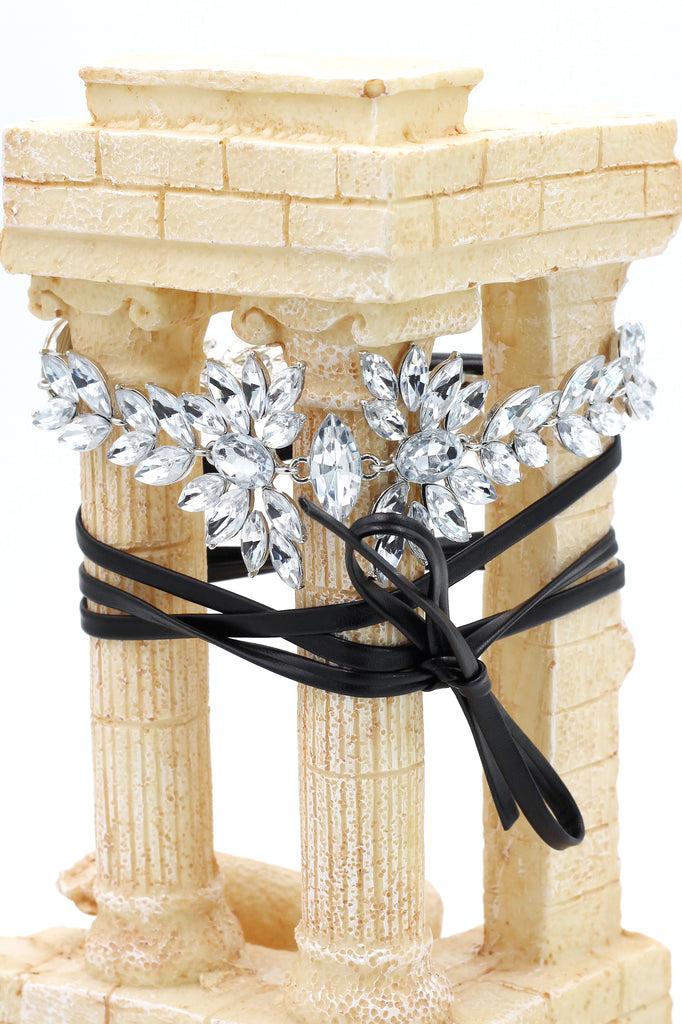 luxury crystal flower leather choker