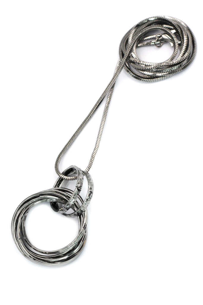 fashion interlocking circle necklace