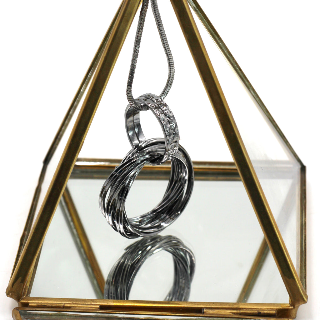 fashion interlocking circle necklace