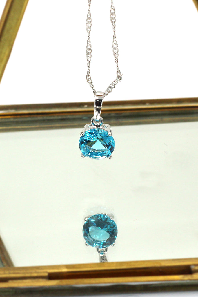 fashion clear blue crystal necklace