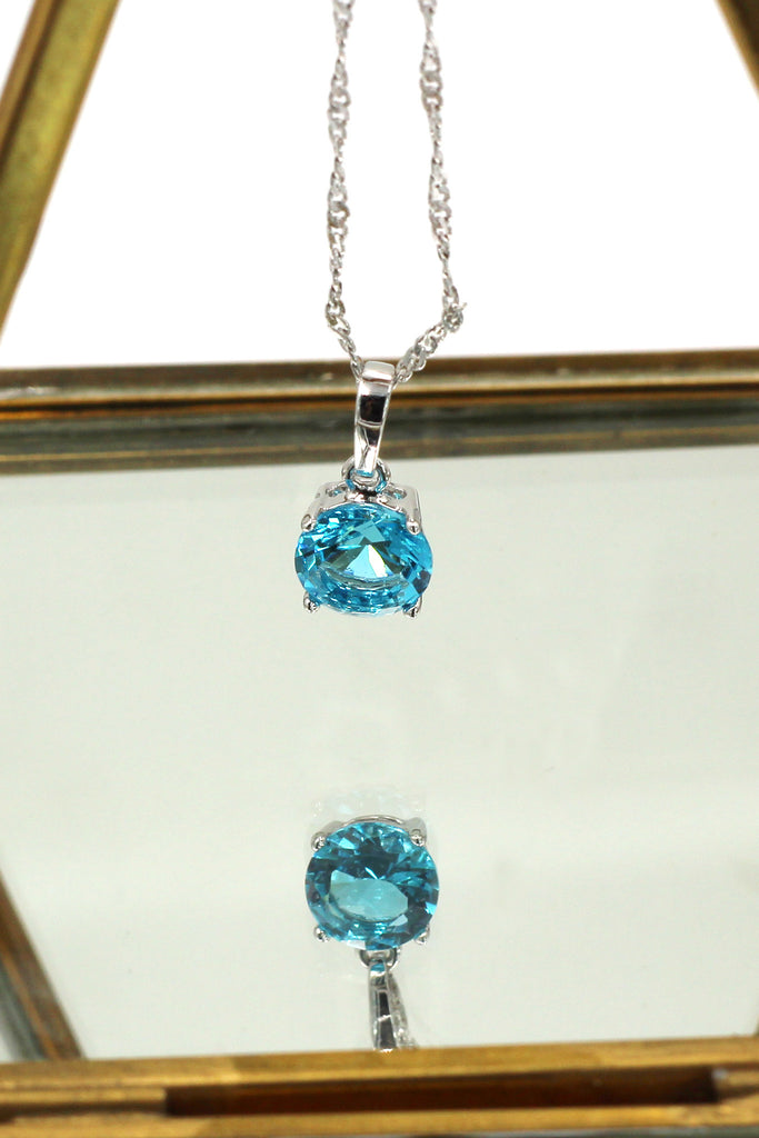 fashion clear blue crystal necklace