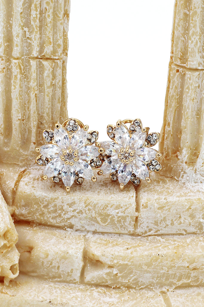Brilliant crystal flower earrings