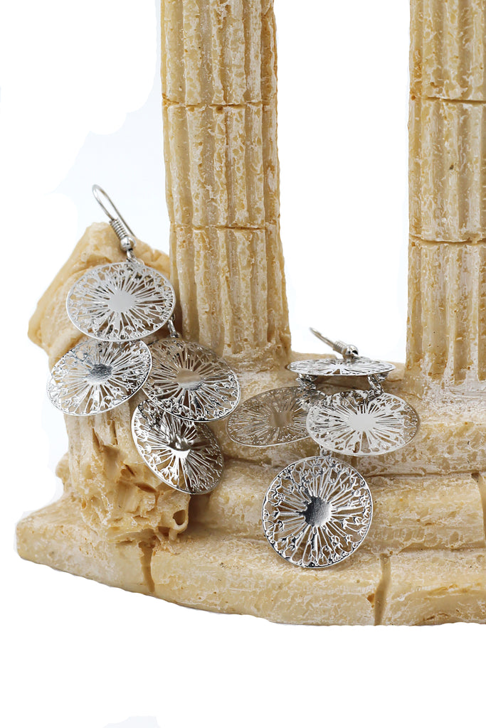 Elegant long tassel earrings