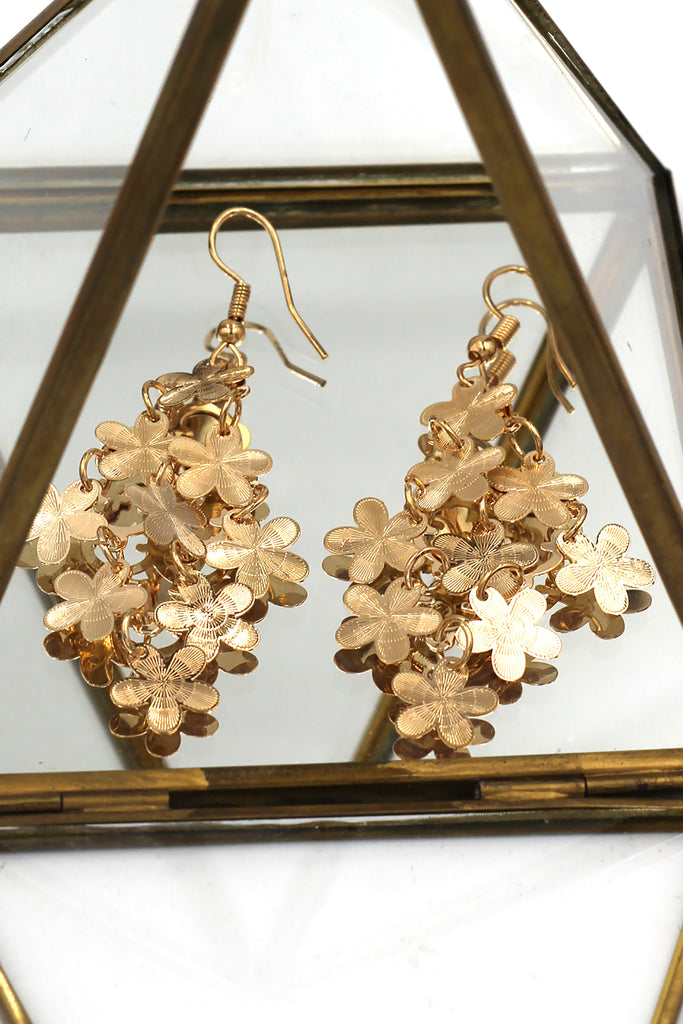 Fashionable Fringe Flower Earrings