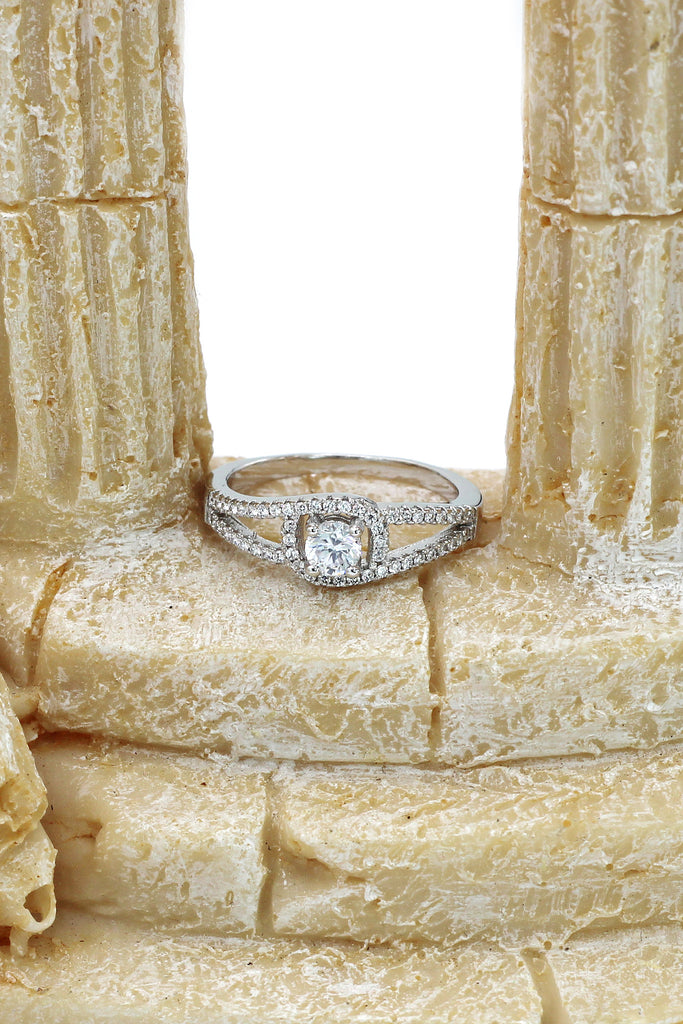 fashion small crystal eye silver ring