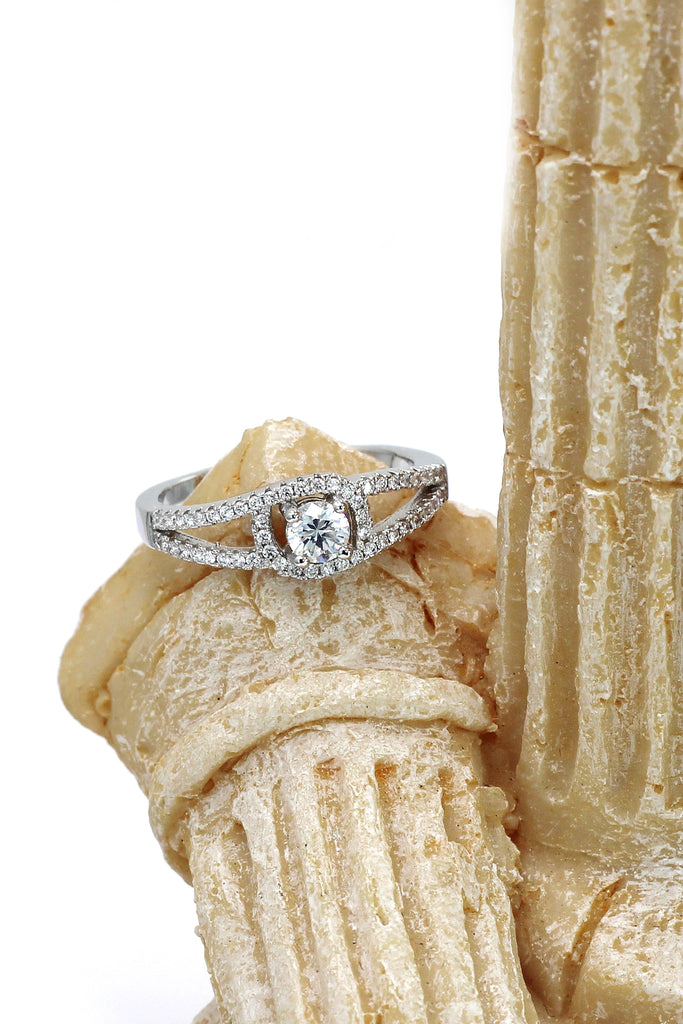 fashion small crystal eye silver ring