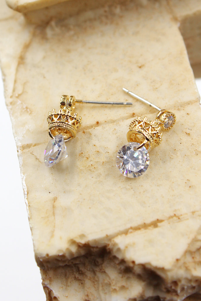 shiny crown crystal earrings