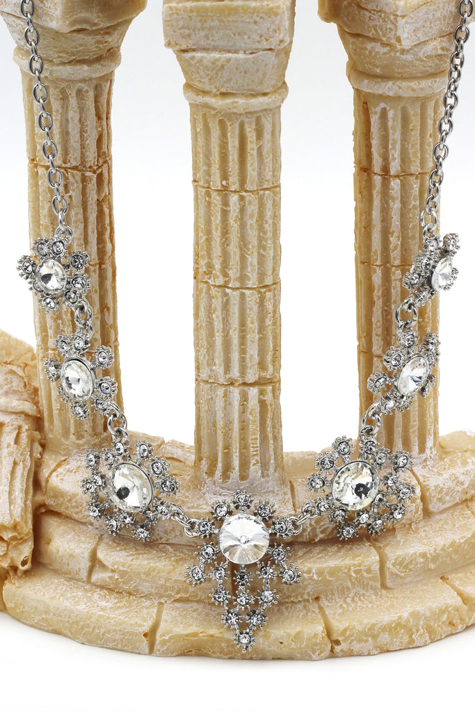 noble flower crystal necklace