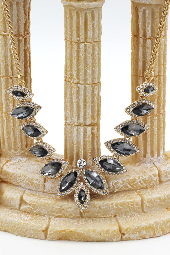 fashion crystal groats necklace