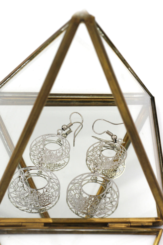 Vintage cutout earrings