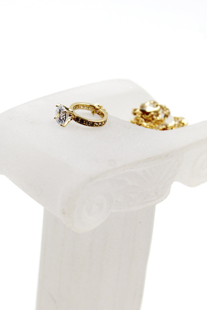 elegant crystal ring clavicle necklace