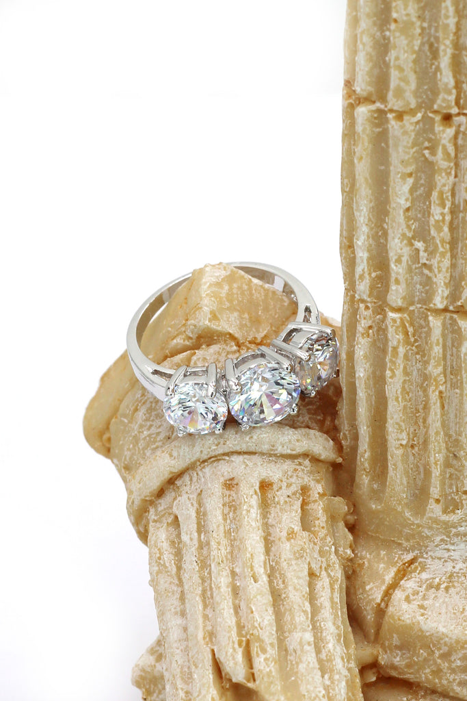 shining round crystal ring