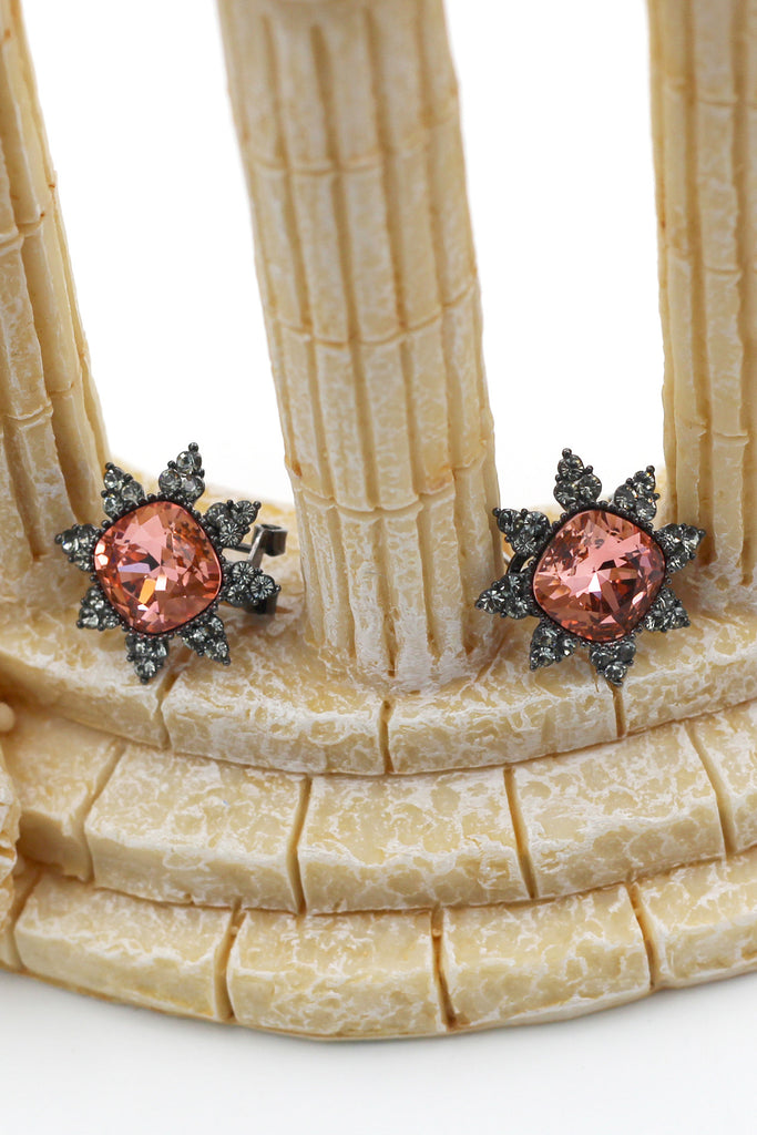 Shining crystal earrings