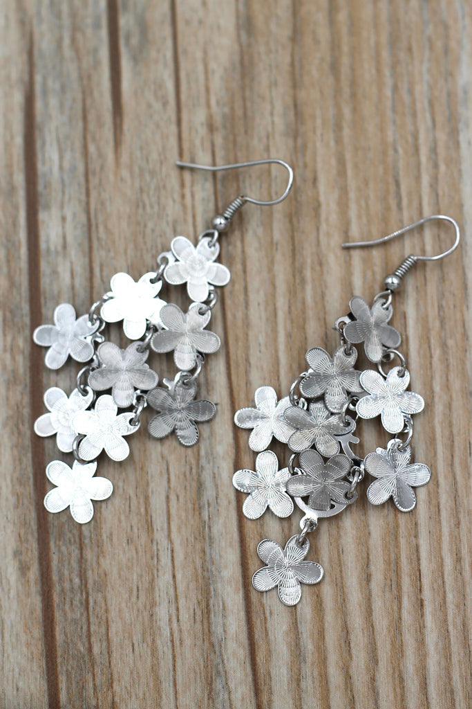 Delicate crystal ring flower earrings set