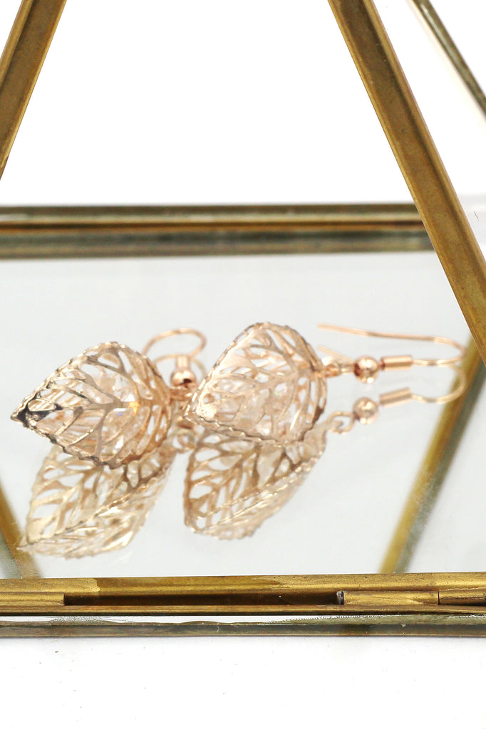 hollow crystal leaves earrings
