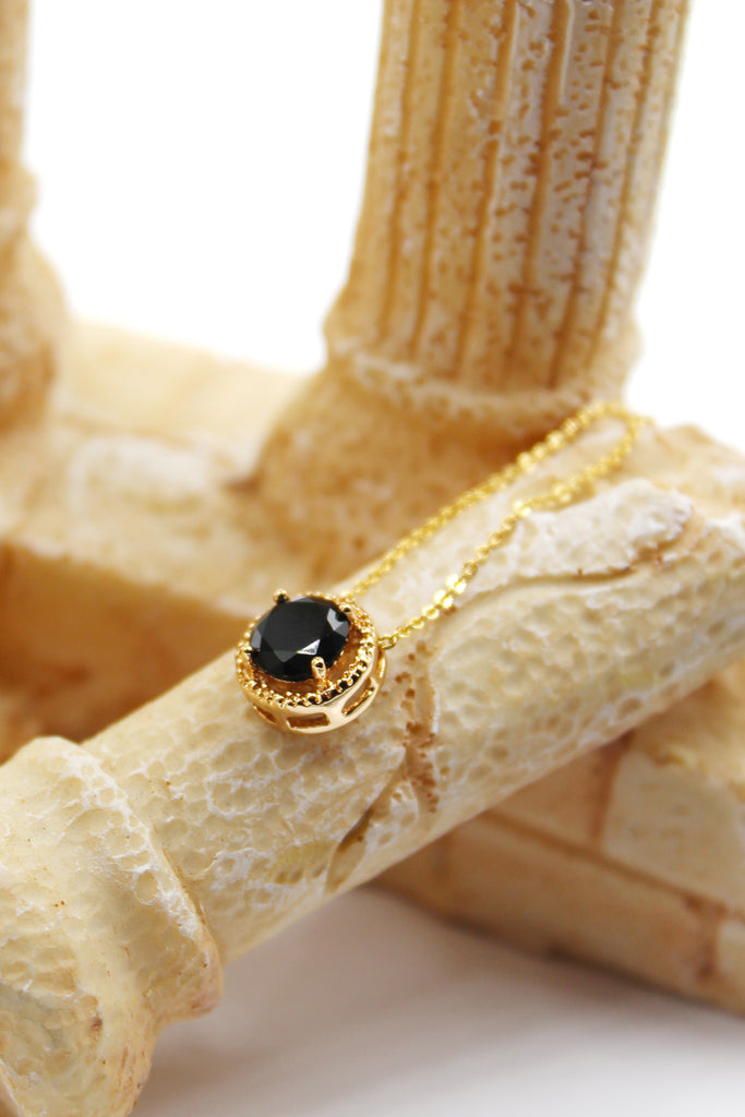 fashion gold four-claw crystal necklace