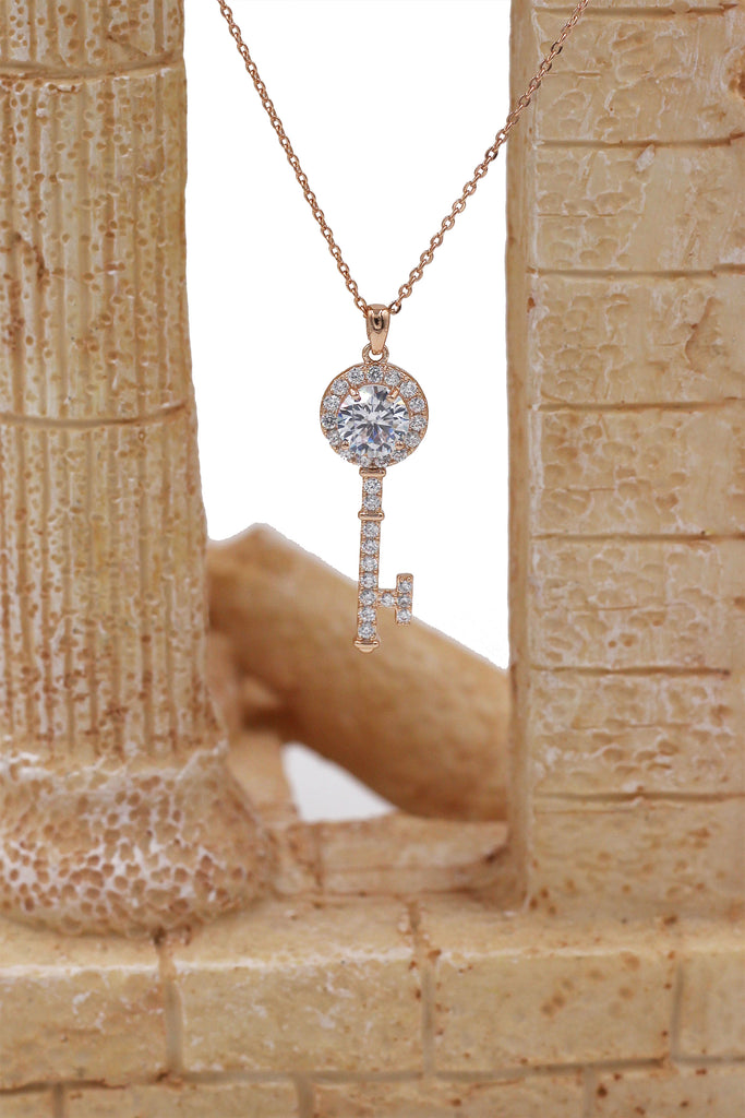 simple crystal key pendant necklace