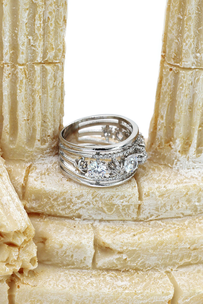 noble silver crystal ring