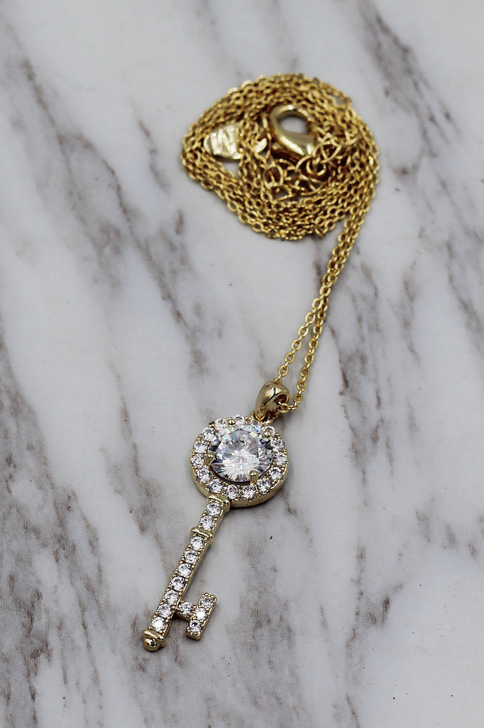 simple crystal key pendant necklace