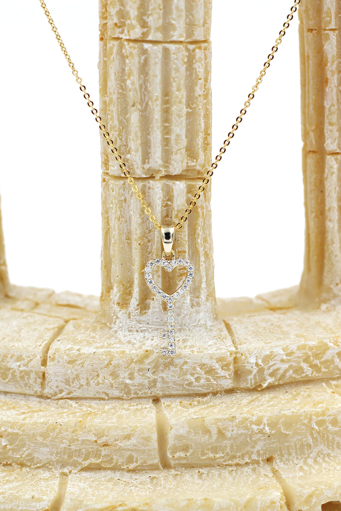 simple heart key crystal necklace