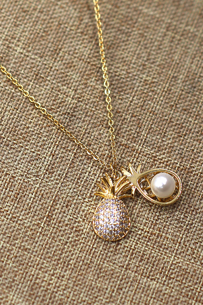 Temperament pineapple pearl necklace