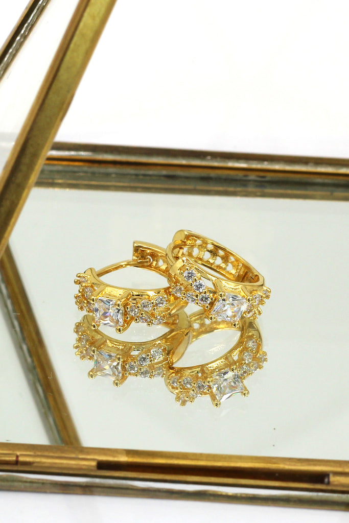 lovely crystal gold earrings