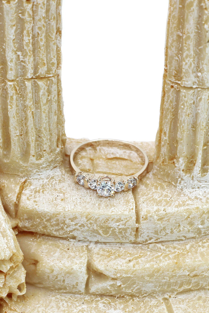 Similar interval rose gold crystal ring