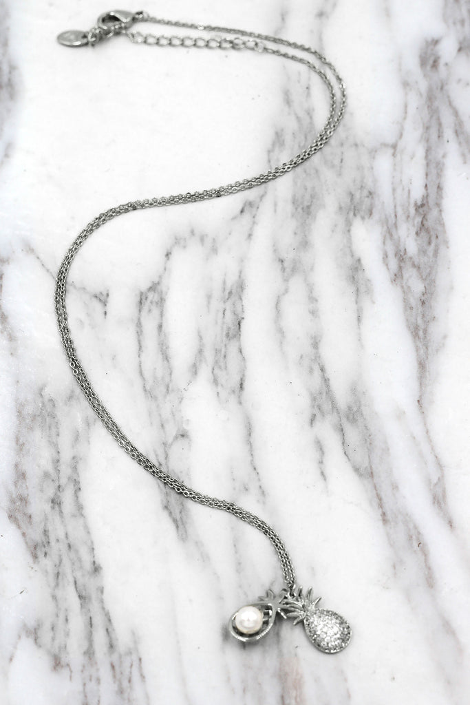 Temperament pineapple pearl necklace