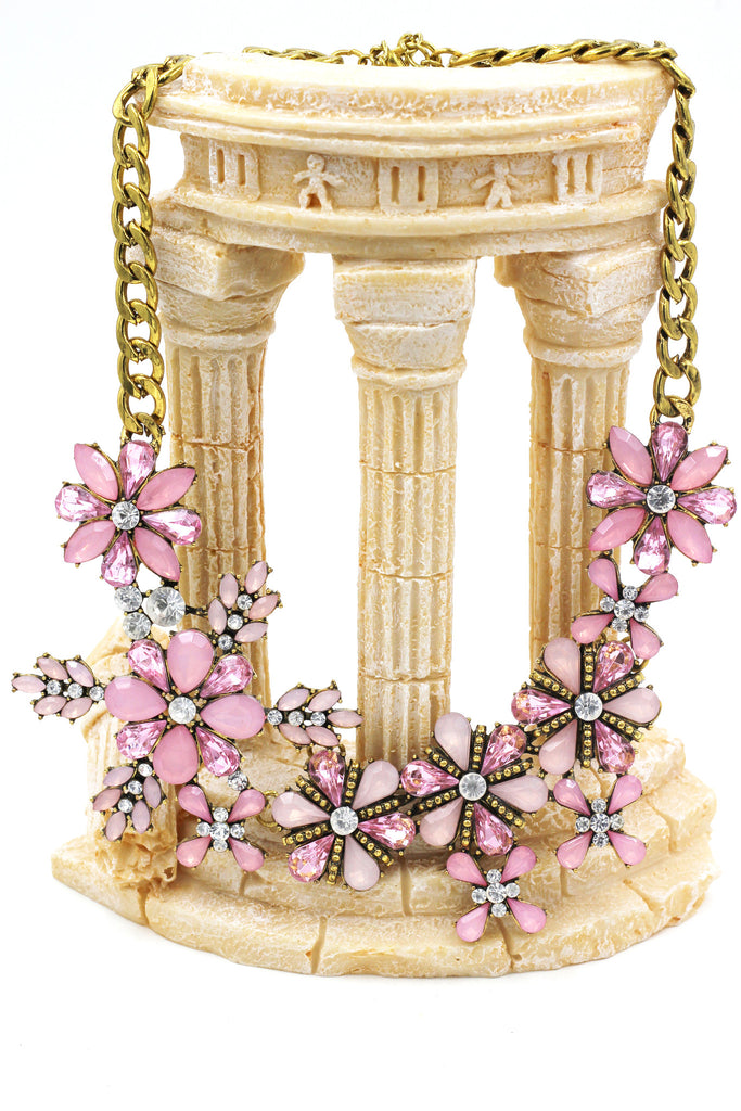elegant pink flowers golden necklace
