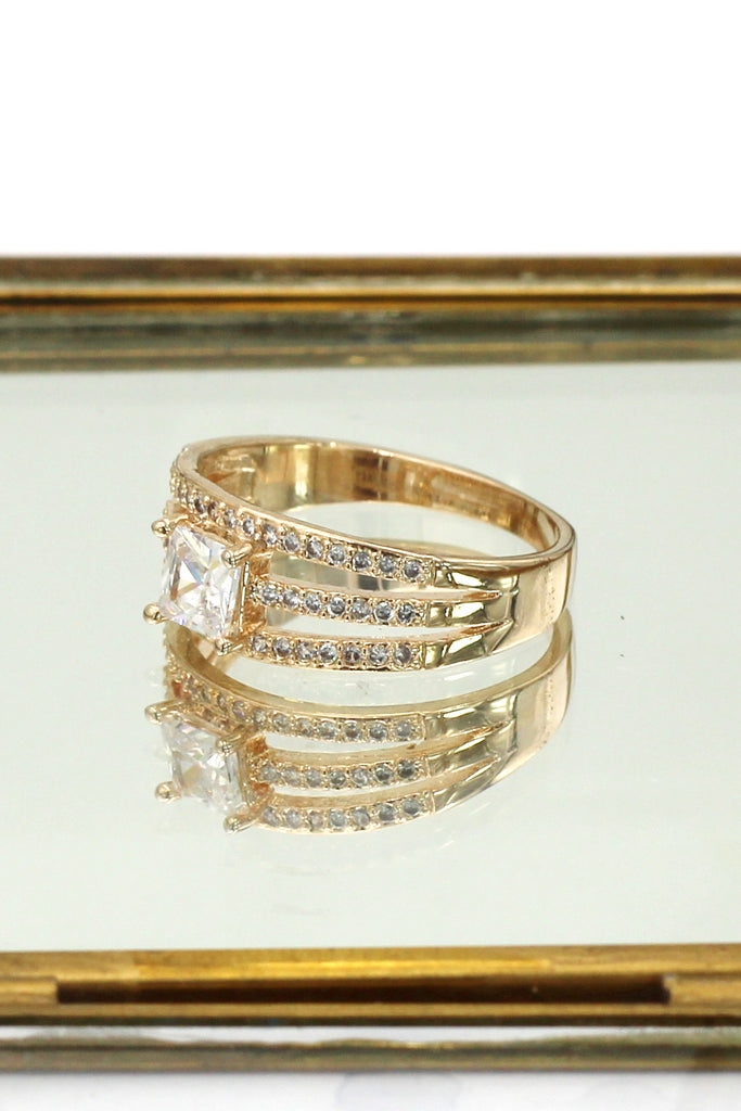 fashion square middle crystal gold ring