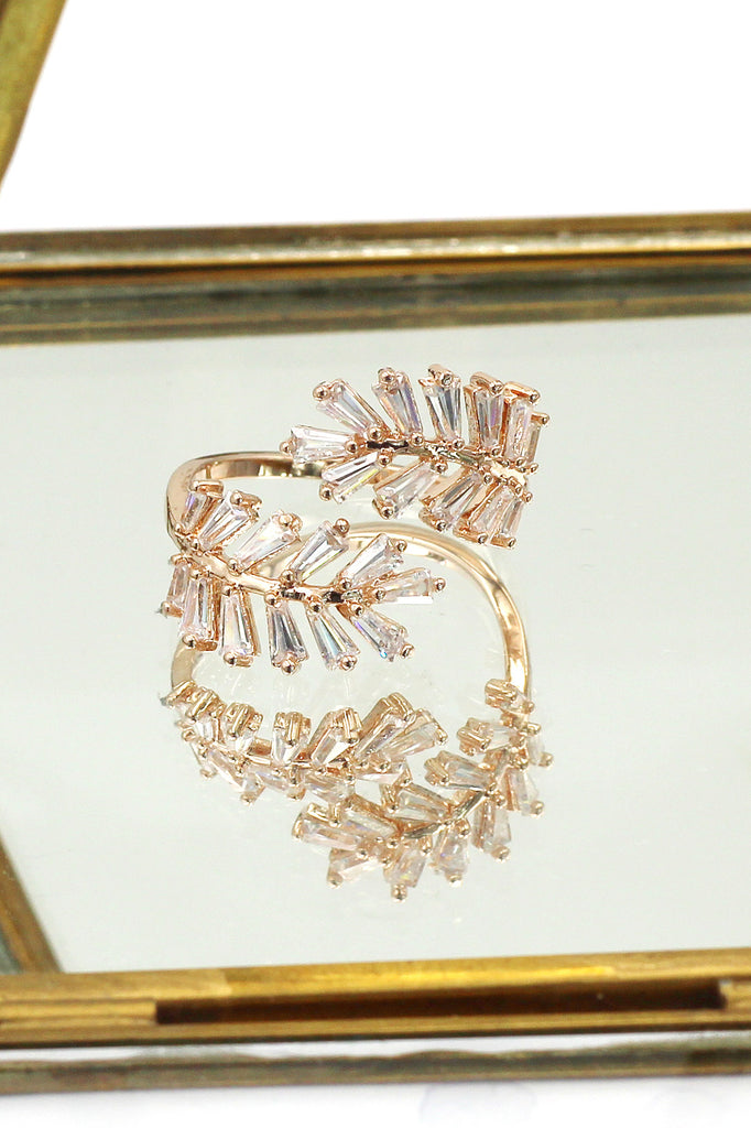 fashion crystal inclusive ring