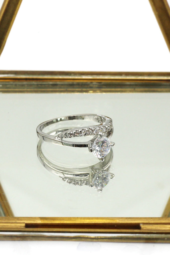 shiny inlaid zircon necklace ring set