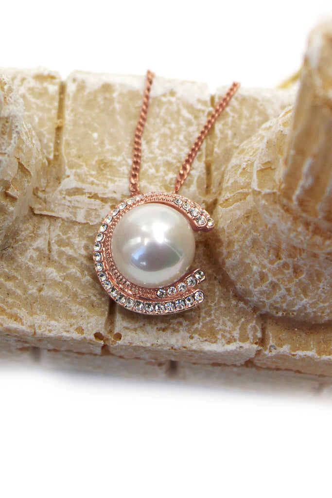 Fashion Half Moon Pearl Necklace