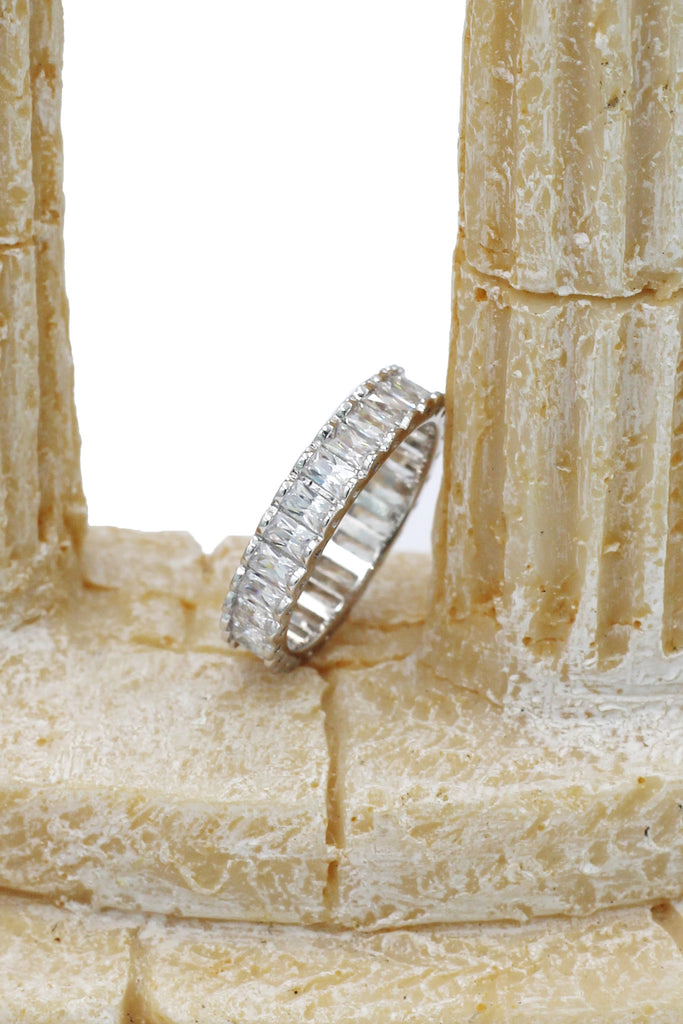 fashion crystal row ring