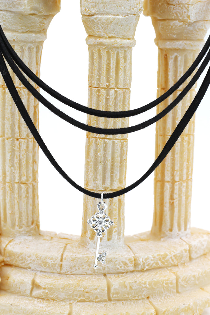 fashion pendant crystal key choker