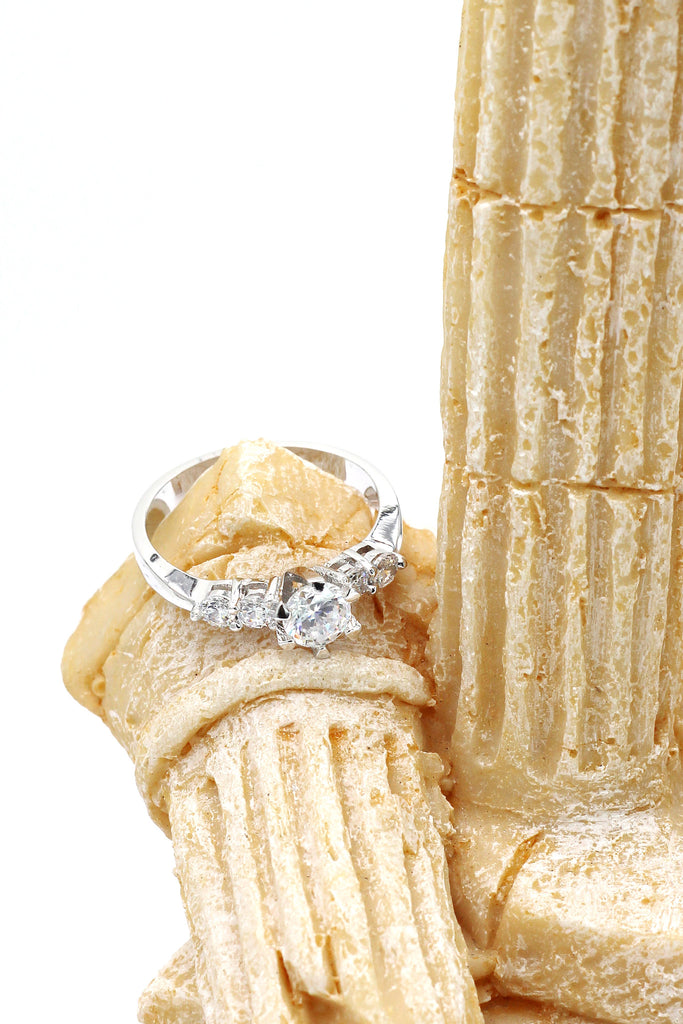 small claw accompanied crystal silver ring