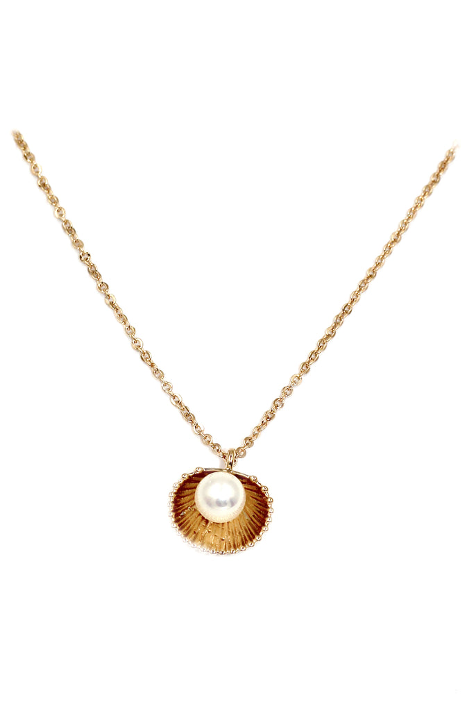 shell pearl pendant necklace
