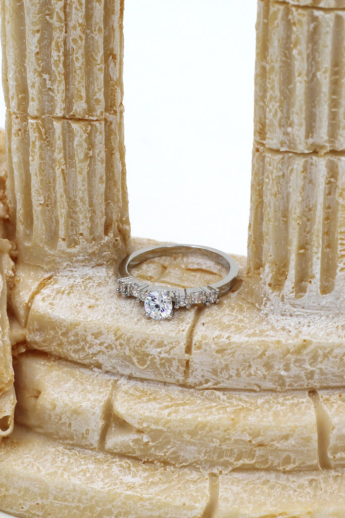 mini marry crystal ring