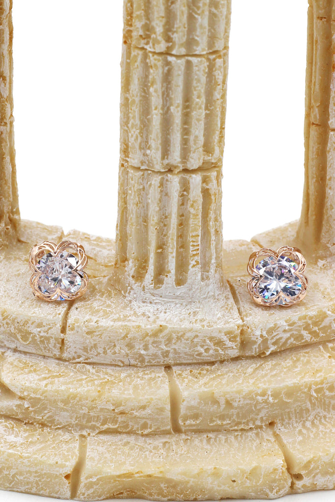 sweet flower side crystal earrings