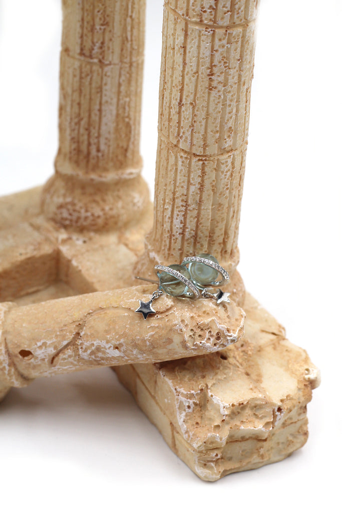 Fashion Universe Star Earrings