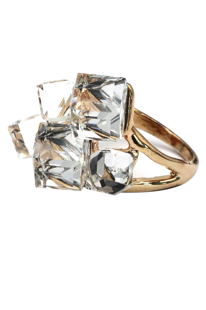 noble color square crystal golden ring