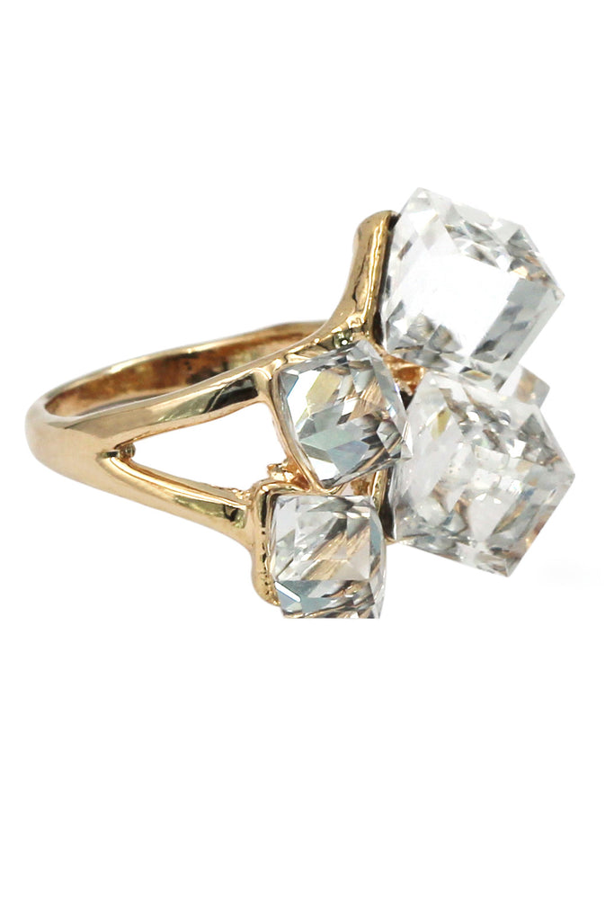 noble color square crystal golden ring